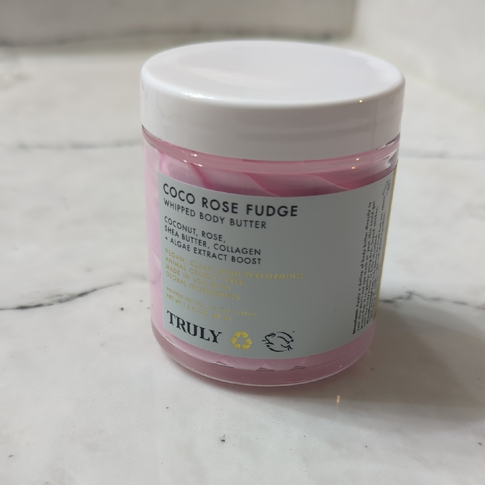 TRULY Coco Rose Fudge Whipped Body Butter - Pink